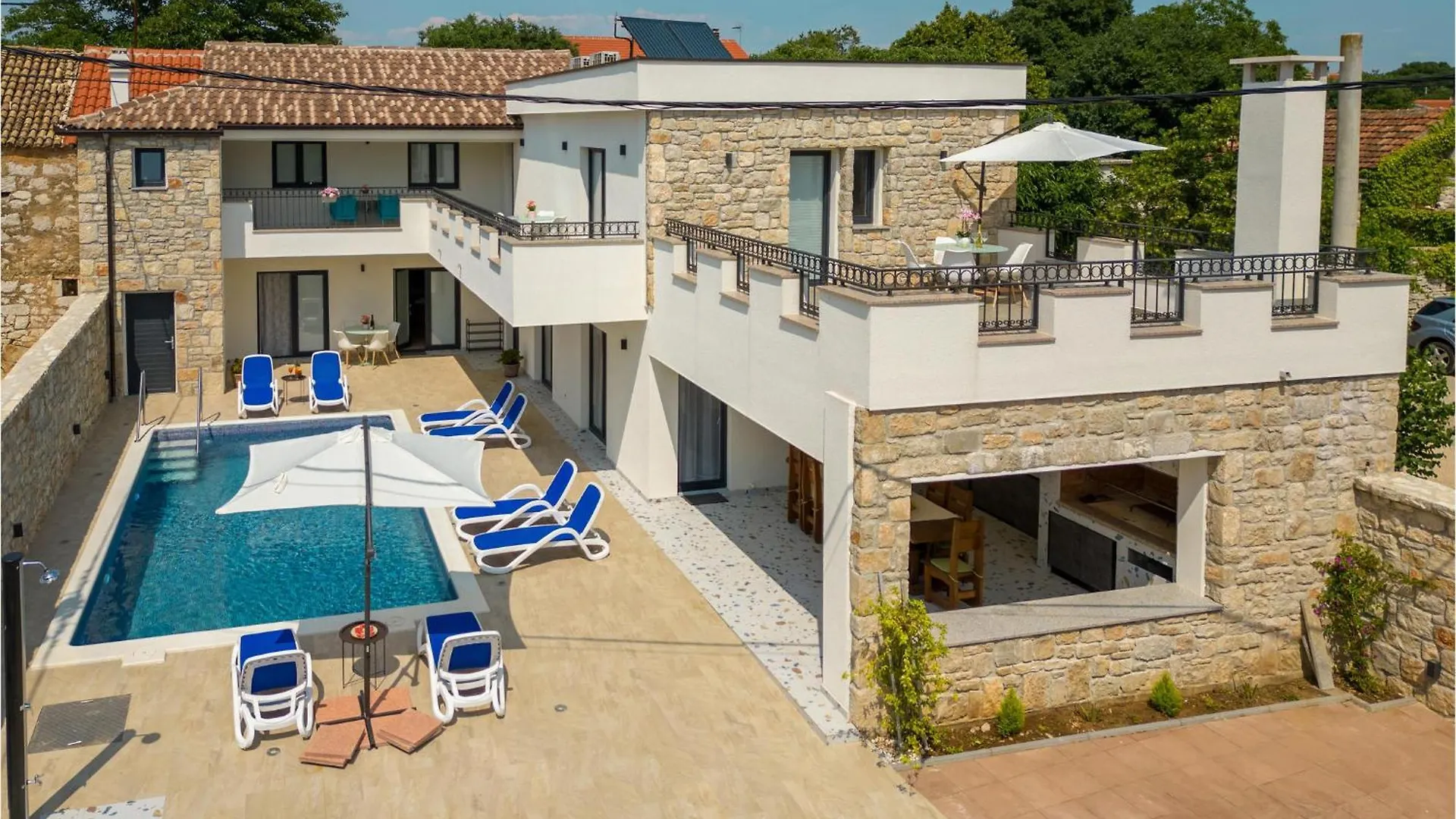 Awesome Home In Rastane Gornje With Wifi Gorica  Holiday home