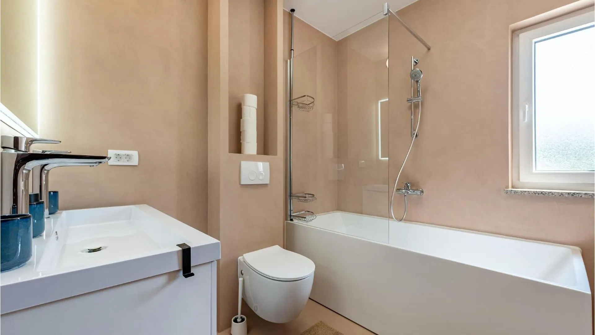 Awesome Home In Rastane Gornje With Wifi Gorica  Holiday home
